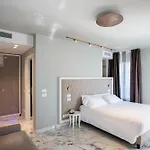 Elena Hotel Varraze
