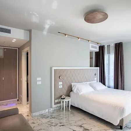 Elena Szálloda Varazze