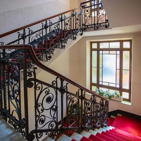 Hotel Elena
