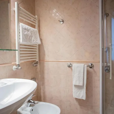 Elena Hotel