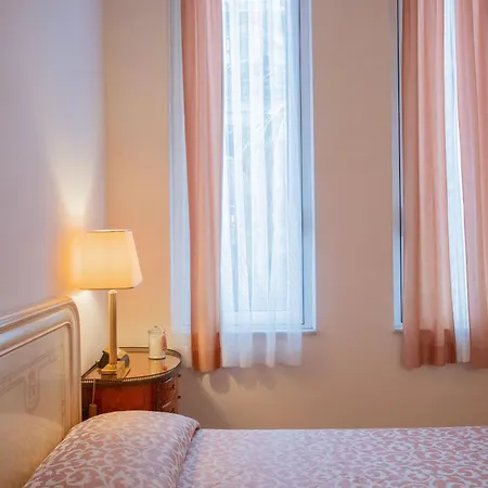 Szálloda Elena Varazze